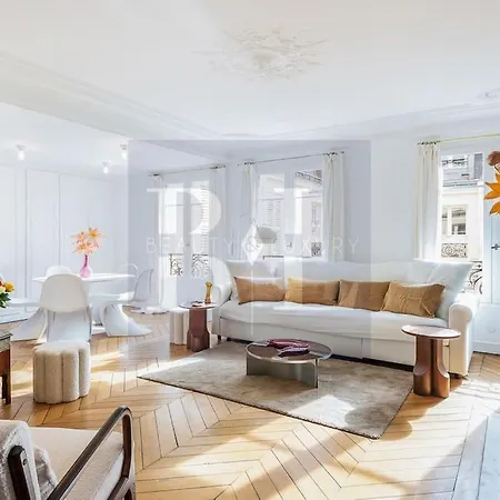 Appartamento Dauphine Saint Germain 6th Arr 2bedrooms Parigi